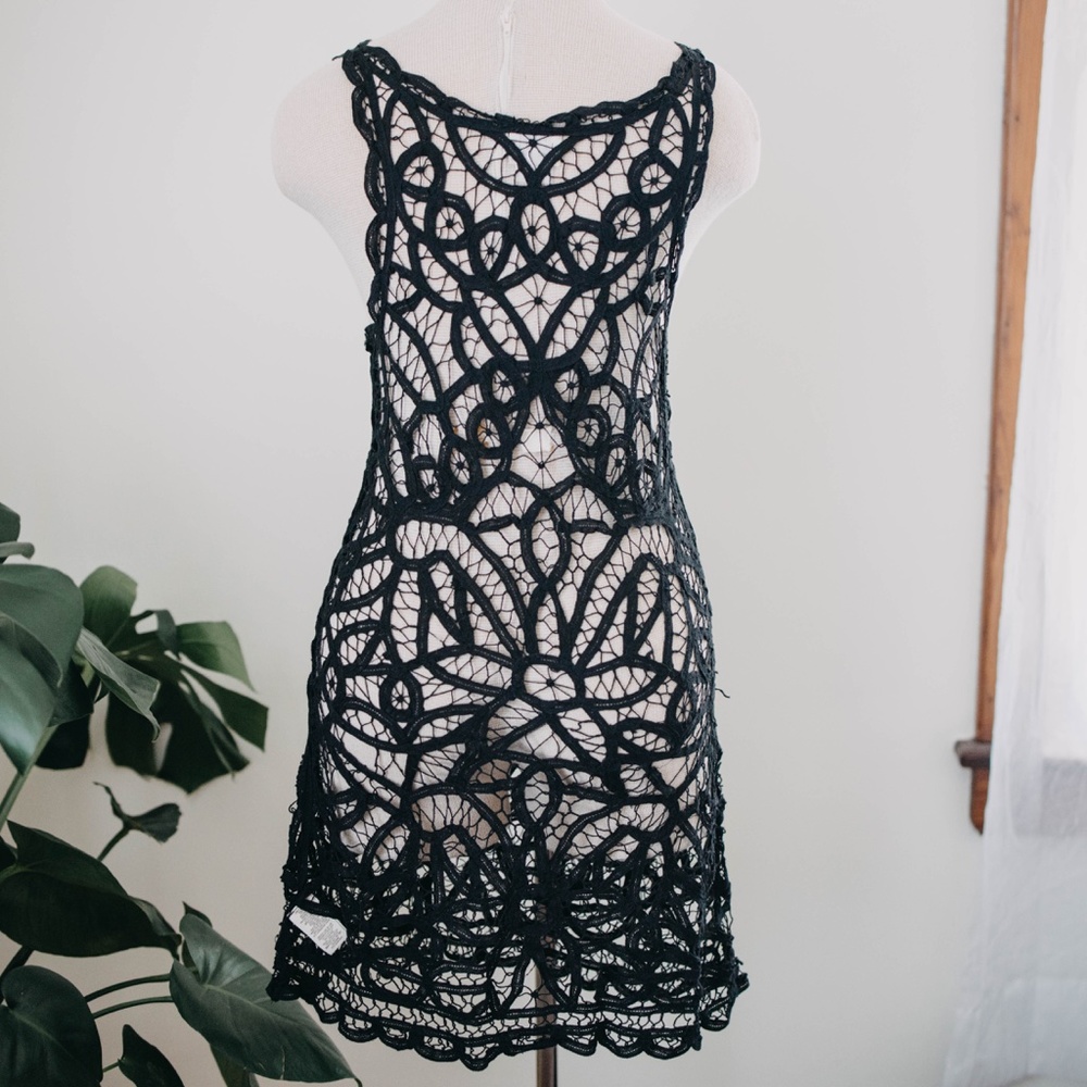 🌿Intimately for Free People / Black Lace Swim Cover - Picture 4 of 6